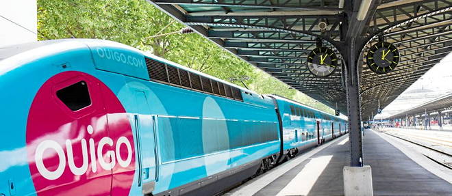 Image de Voyages. OUIGO, l'opérateur ferroviaire low-cost, célèbre son 10e anniversaire avec une offre exceptionnelle : 100 000 billets de train à seulement 10 €. Cette vente flash, d'une durée limitée de 48 heures, offre aux voyageurs l'opportunité de découvrir la France à un prix imbattable. Fondée en 2013, OUIGO a rapidement conquis le marché français en proposant des tarifs compétitifs, des trajets vers plus de 50 destinations, et un service orienté vers la convivialité. Pour marquer cette décennie de succès, l'entreprise organise un grand jeu en ligne et des animations en gare, avec des milliers de cadeaux à gagner, notamment des voyages en OUIGO, des produits high-tech, et des bons d'achat. Que pensez-vous de cette offre exceptionnelle ?